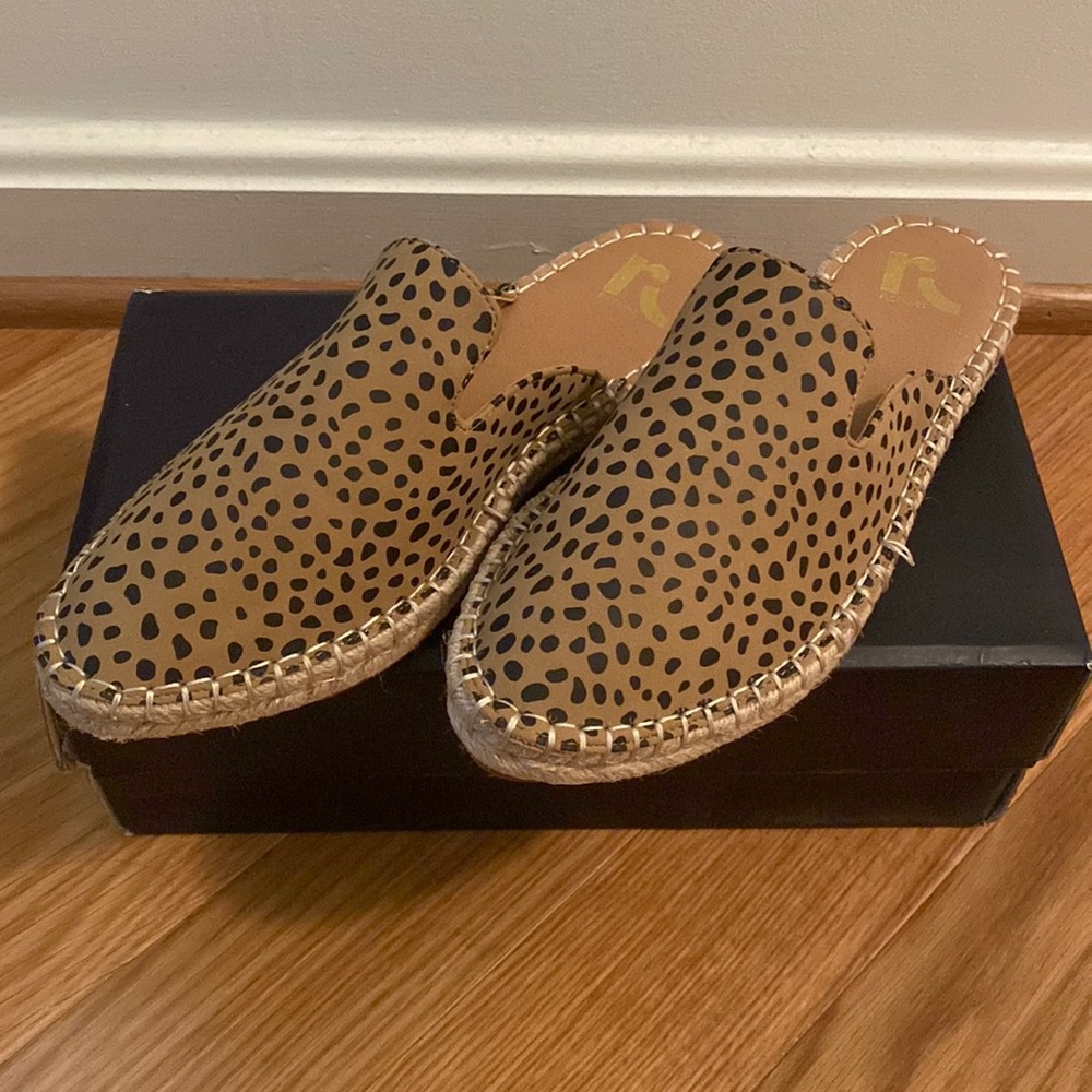 Report slip on mules